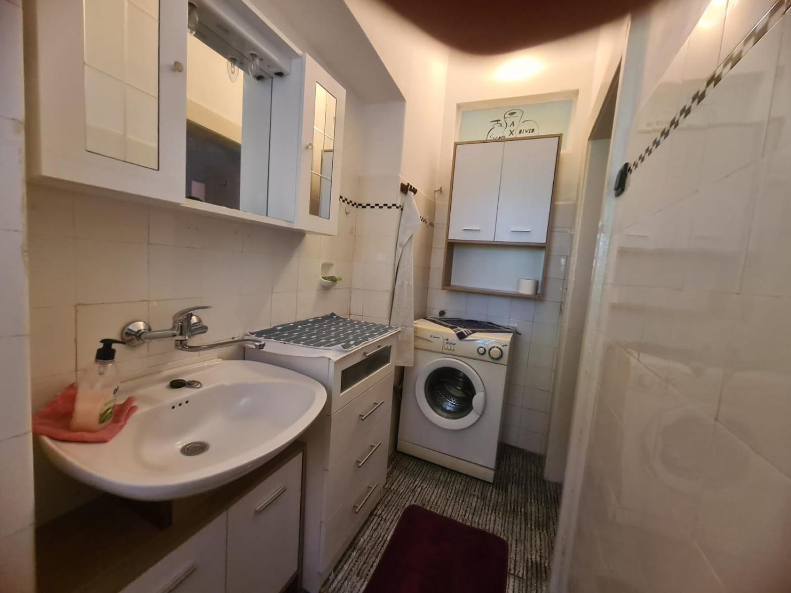 Villa Rose Apartment Ловран Экстерьер фото